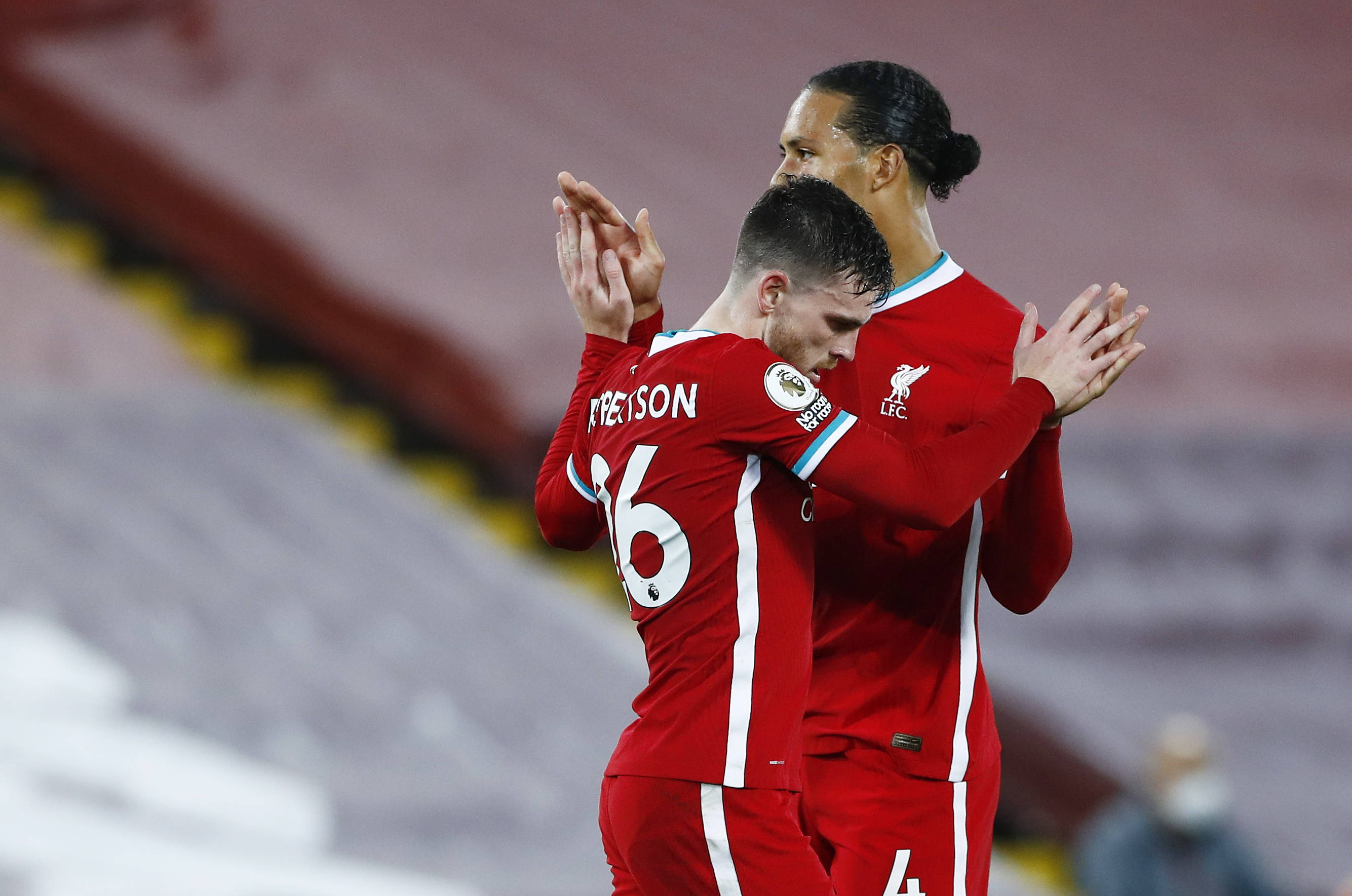 港杯首回合 港杯首回合