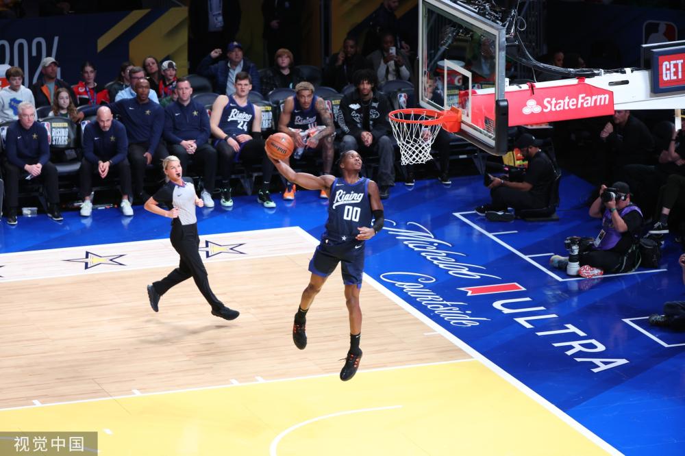 让尼克斯重 让尼克斯重